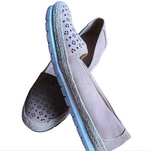 Naturalizer N5 Comfort Rylee Beige Laser Cut Design Espadrille Flats Size 7W